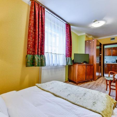 Apartamenty Sobieski 코워브제크 외부 사진