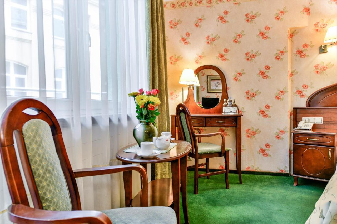 Apartamenty Sobieski 코워브제크 외부 사진
