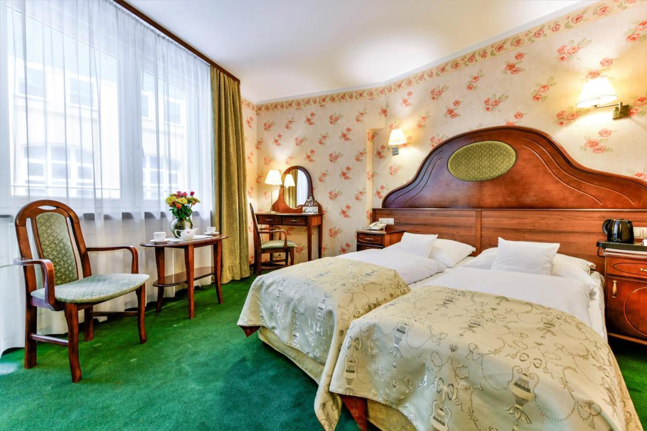 Apartamenty Sobieski 코워브제크 외부 사진