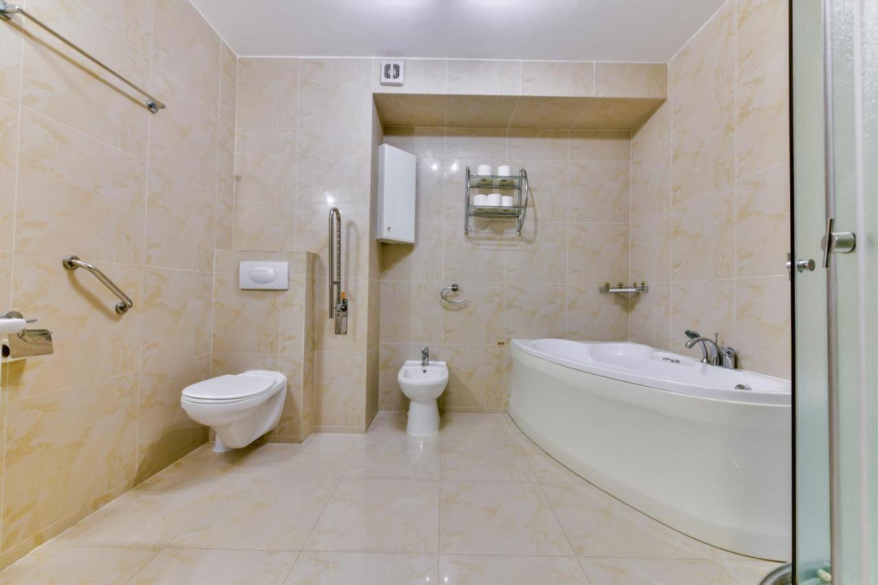 Apartamenty Sobieski 코워브제크 외부 사진