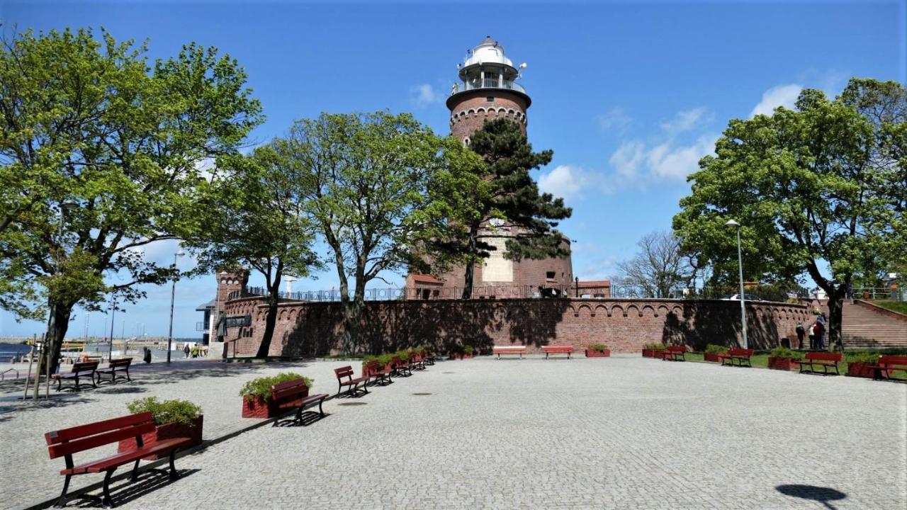 Apartamenty Sobieski 코워브제크 외부 사진