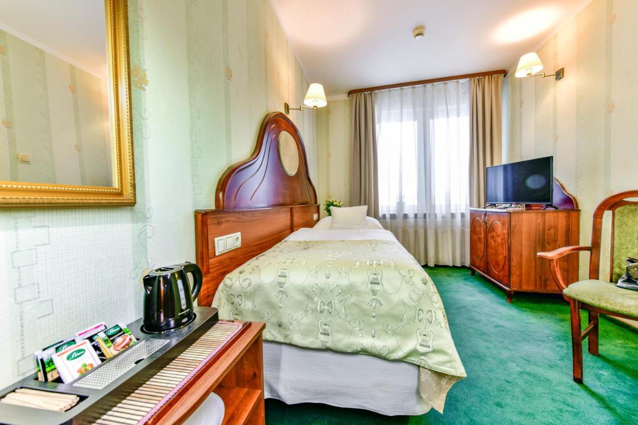 Apartamenty Sobieski 코워브제크 외부 사진